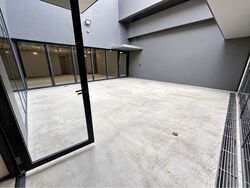 Penrose (D14), Retail #627469621